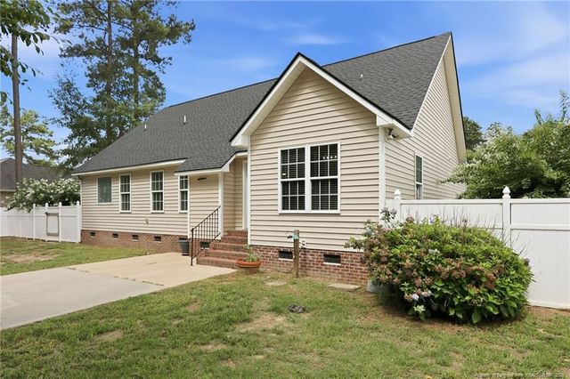 4519 Storm Cat Lane, Hope Mills, NC 28348