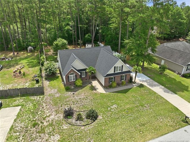 4519 Storm Cat Lane, Hope Mills, NC 28348