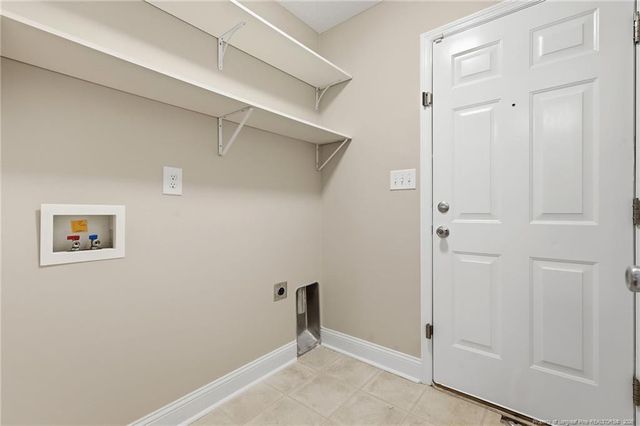 4519 Storm Cat Lane, Hope Mills, NC 28348
