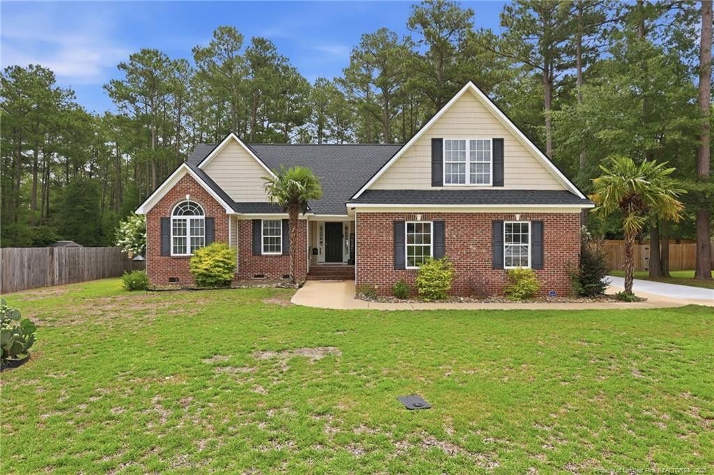 4519 Storm Cat Lane, Hope Mills, NC 28348