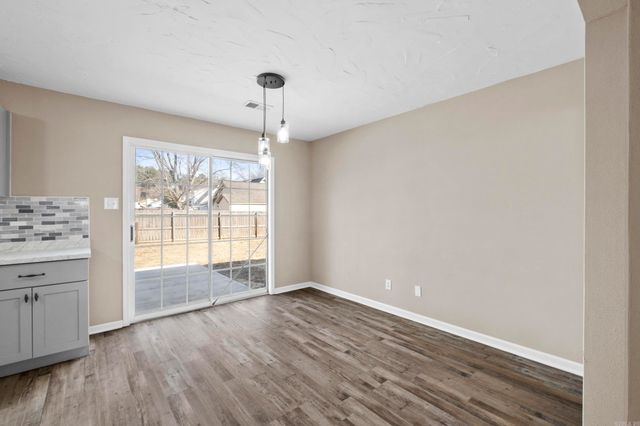 1104 Gibson Court, Jacksonville, AR 72076