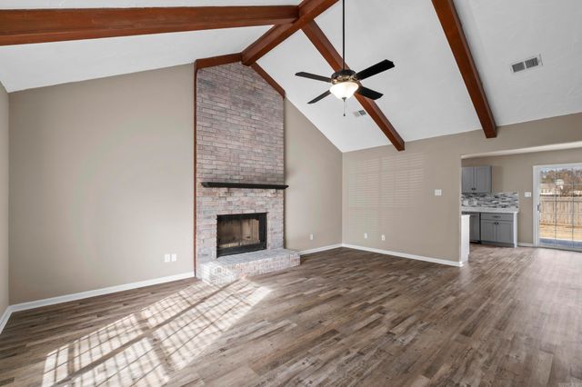 1104 Gibson Court, Jacksonville, AR 72076