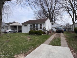 1343 Almon Avenue, Toledo, OH 43614