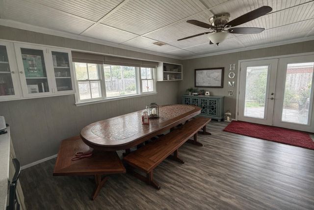 614 Sunset Lane, La Marque, TX 77568