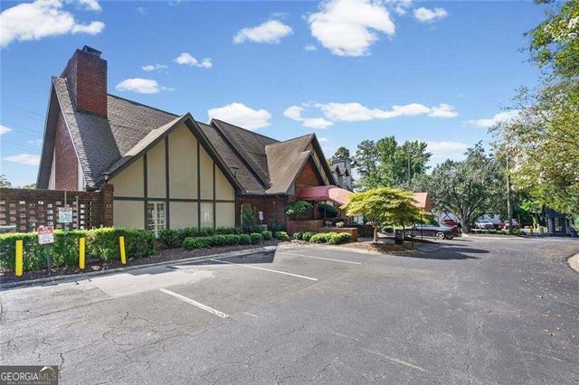 6851 Roswell Road F3, Sandy Springs, GA 30328