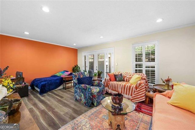 6851 Roswell Road F3, Sandy Springs, GA 30328