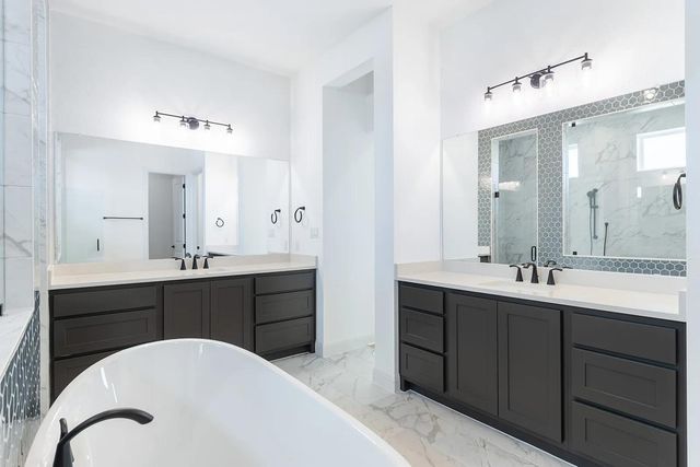 507 Uphill CT, Liberty Hill, TX 78642