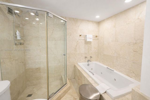 5700 Collins Ave 15F, Miami Beach, FL 33140