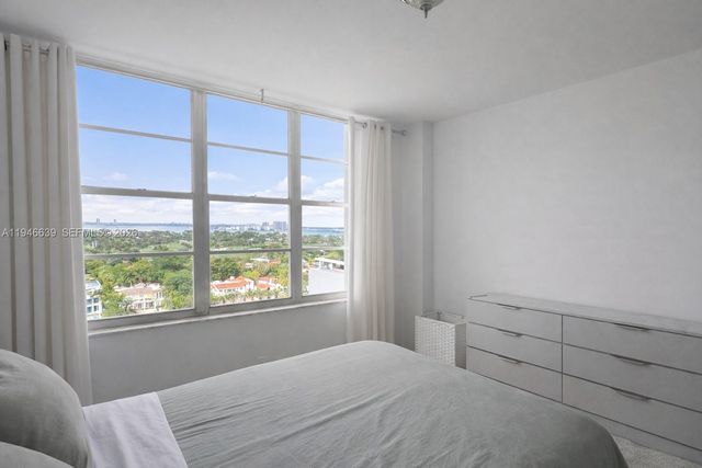 5700 Collins Ave 15F, Miami Beach, FL 33140