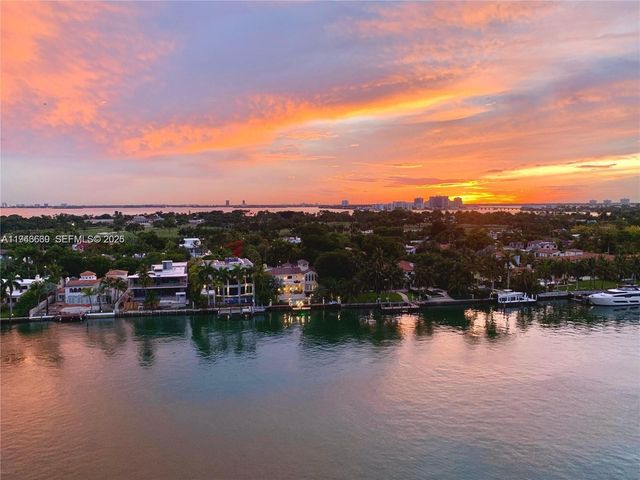 5700 Collins Ave 15F, Miami Beach, FL 33140