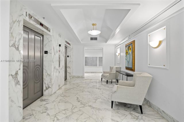 5700 Collins Ave 15F, Miami Beach, FL 33140