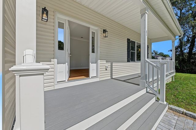 21 Fulton Street, Centereach, NY 11720