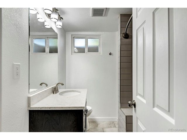 6428 S Steele St, Centennial, CO 80121