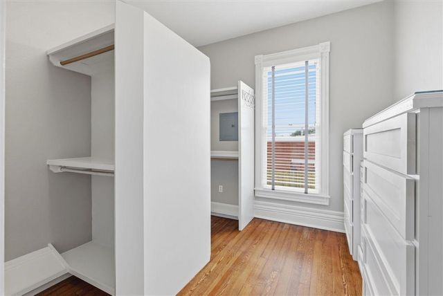 401 Pine St Street, Lake Charles, LA 70601