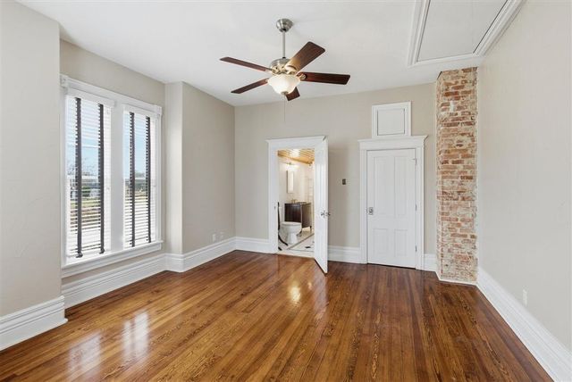 401 Pine St Street, Lake Charles, LA 70601