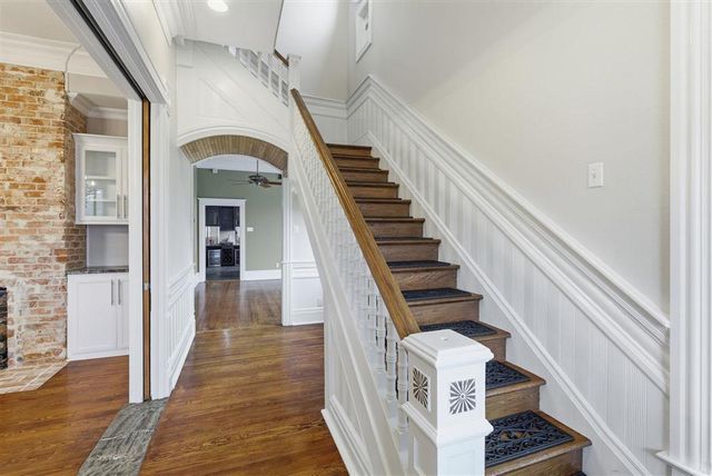 401 Pine St Street, Lake Charles, LA 70601