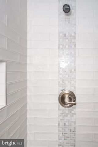 1333 DIVISION ST, Baltimore, MD 21217