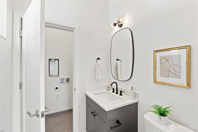 2648 41st Avenue SW, Seattle, WA 98116