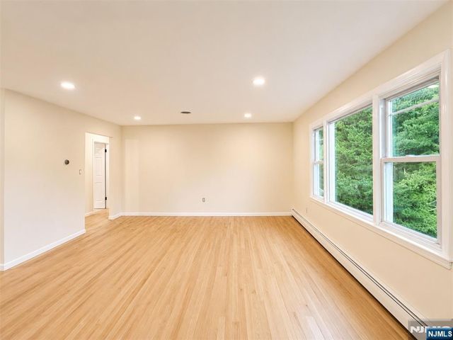 28 Carr Street 2, Pompton Lakes, NJ 07442