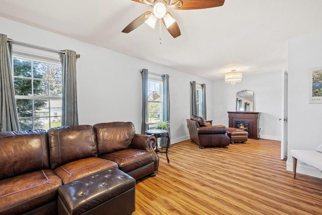521 W 3rd STREET, Waldo, WI 53093