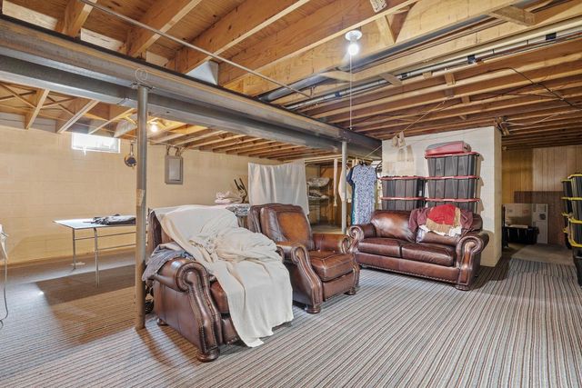 521 W 3rd STREET, Waldo, WI 53093