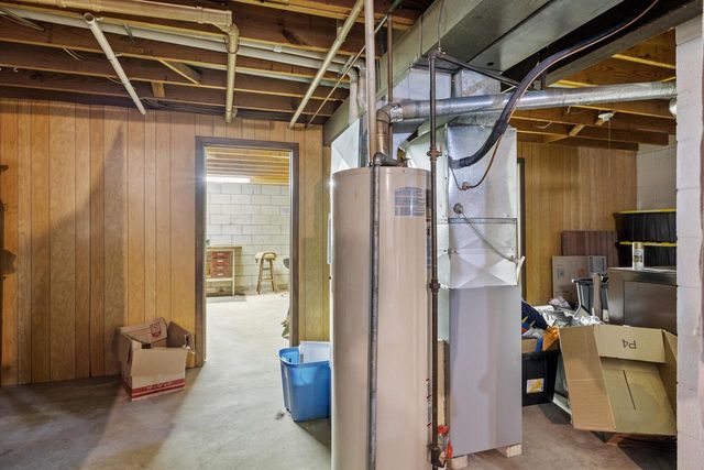 521 W 3rd STREET, Waldo, WI 53093