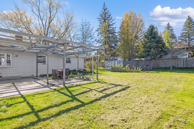 521 W 3rd STREET, Waldo, WI 53093