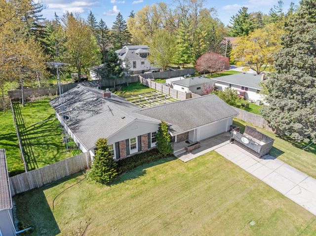 521 W 3rd STREET, Waldo, WI 53093