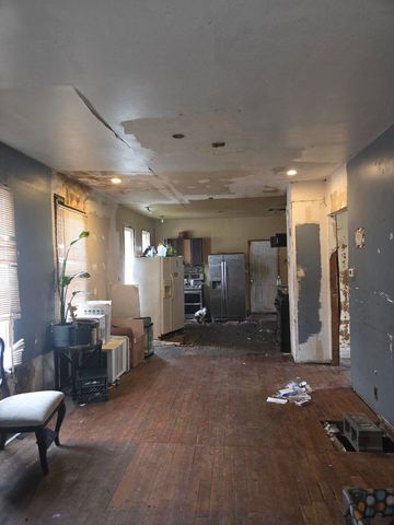 221 W 112TH Place, Chicago, IL 60628