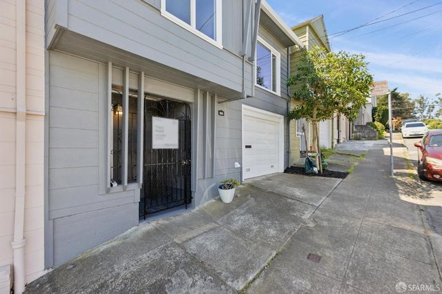 825 Olmstead Street, San Francisco, CA 94134