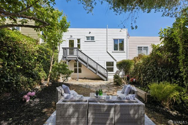 825 Olmstead Street, San Francisco, CA 94134