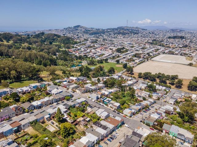 825 Olmstead Street, San Francisco, CA 94134