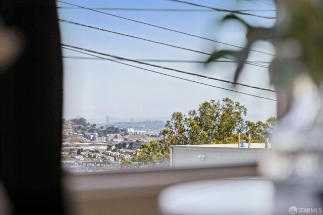 825 Olmstead Street, San Francisco, CA 94134