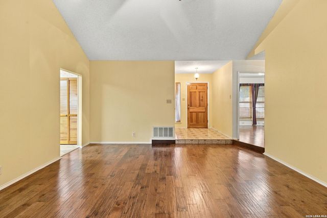 15202 WAYSIDE OAKS ST, San Antonio, TX 78232