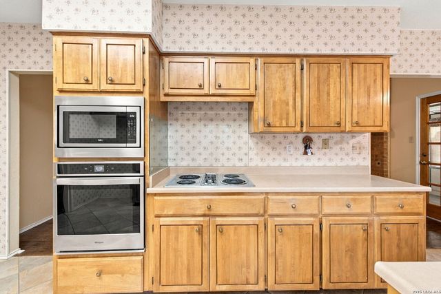 15202 WAYSIDE OAKS ST, San Antonio, TX 78232
