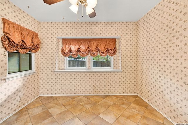 15202 WAYSIDE OAKS ST, San Antonio, TX 78232