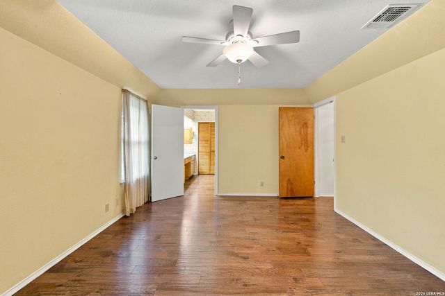 15202 WAYSIDE OAKS ST, San Antonio, TX 78232
