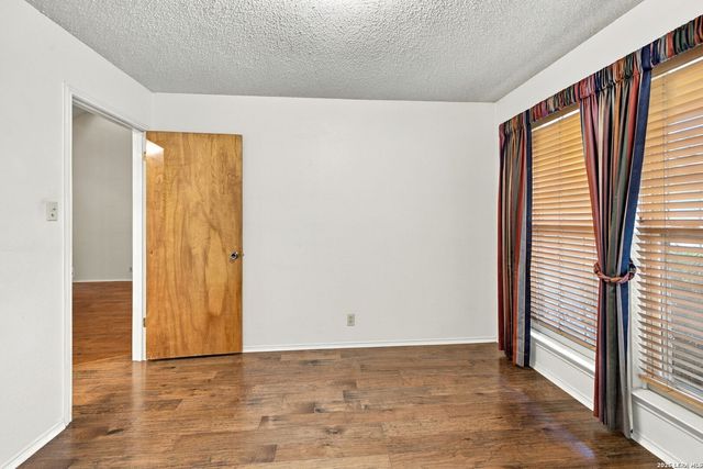 15202 WAYSIDE OAKS ST, San Antonio, TX 78232