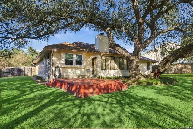 15202 WAYSIDE OAKS ST, San Antonio, TX 78232