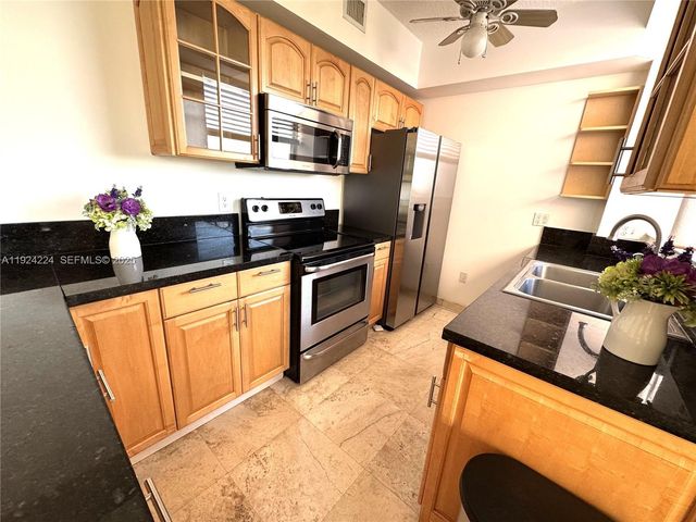 1824 Brickell Ave 4C, Miami, FL 33129