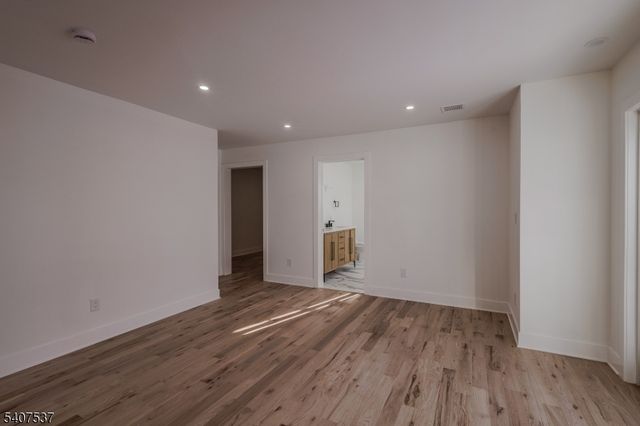 317 Willow Ave, Scotch Plains Twp., NJ 07076