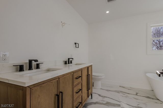 317 Willow Ave, Scotch Plains Twp., NJ 07076