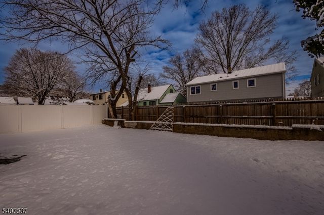 317 Willow Ave, Scotch Plains Twp., NJ 07076