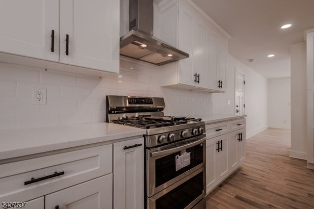 317 Willow Ave, Scotch Plains Twp., NJ 07076