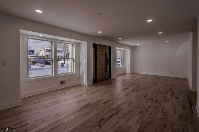 317 Willow Ave, Scotch Plains Twp., NJ 07076