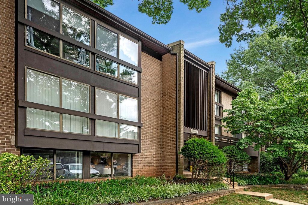 11556 ROLLING GREEN CT #15/100A, Reston, VA 20191