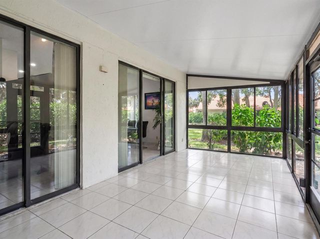 8521 Leeway Lane, Boynton Beach, FL 33436