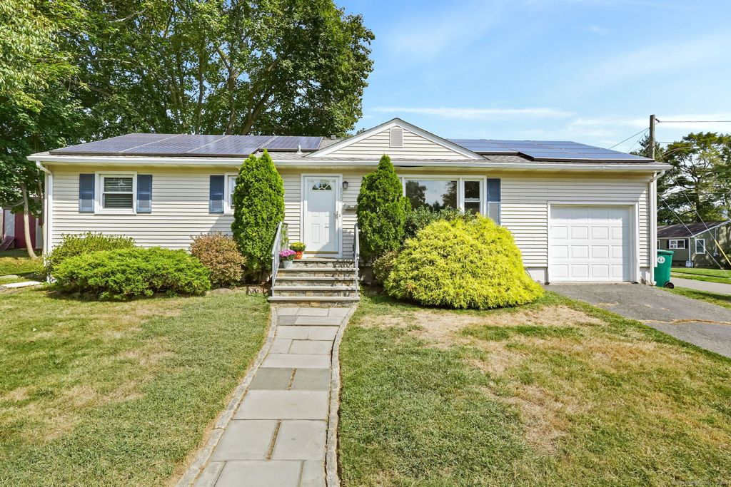 150 San Gabriel Avenue, Stratford, CT 06614