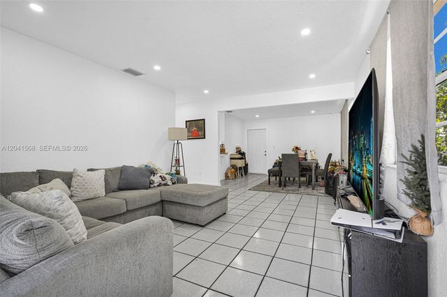 3280 NW 213th Terrace, Miami Gardens, FL 33056