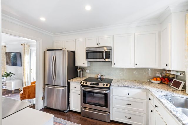 16 Logan Street A, Charleston, SC 29401